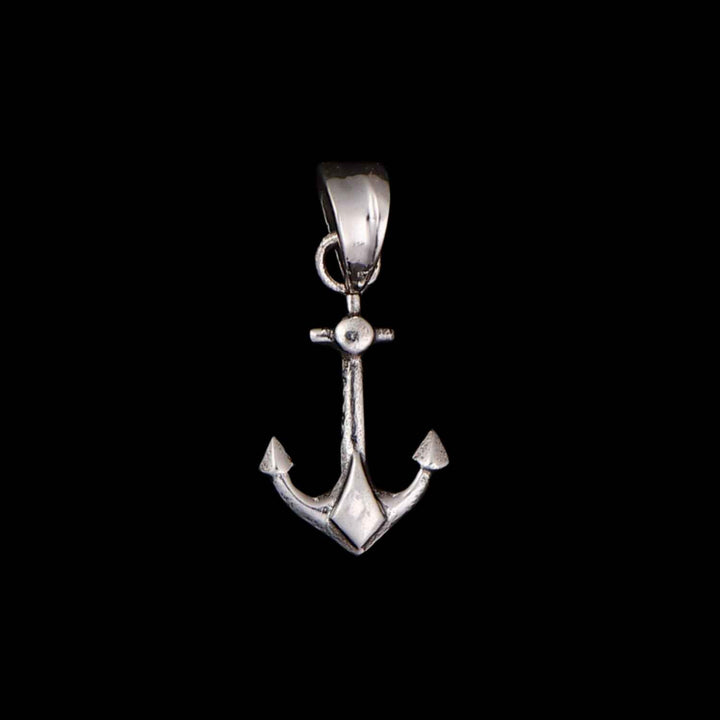 Aesthetic Anchor Pendant Chain